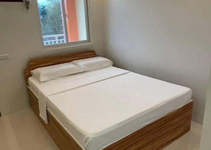 Aparthotel Moalboal-aballe House *