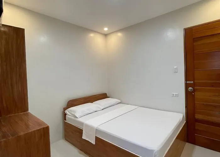 Aparthotel Moalboal-aballe House *
